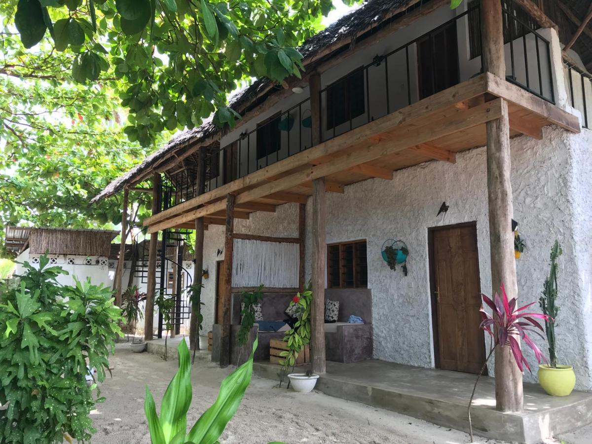 Bahari Pizza Restaurant Bungalows Jambiani  Bagian luar foto